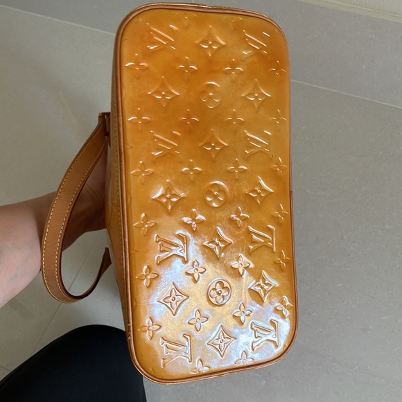 Louis Vuitton Vernis Houston Sholder Bag - Picture 13 of 17